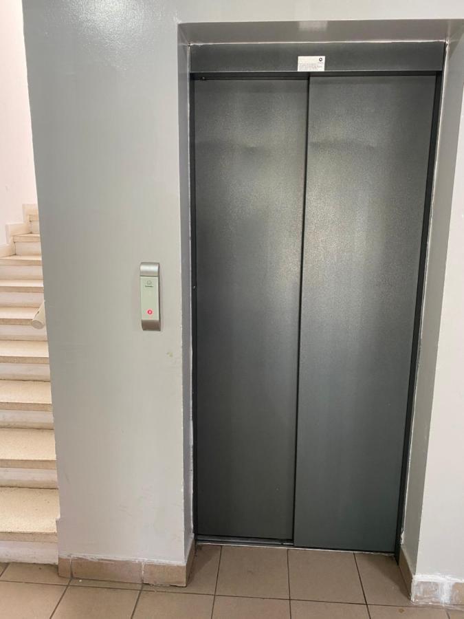 Hill Apartment Beograd Eksteriør billede